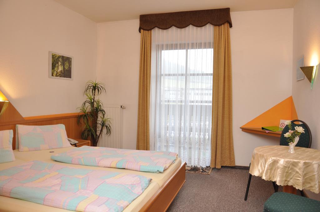 Hotel Fasold Sulzfeld  Habitación foto
