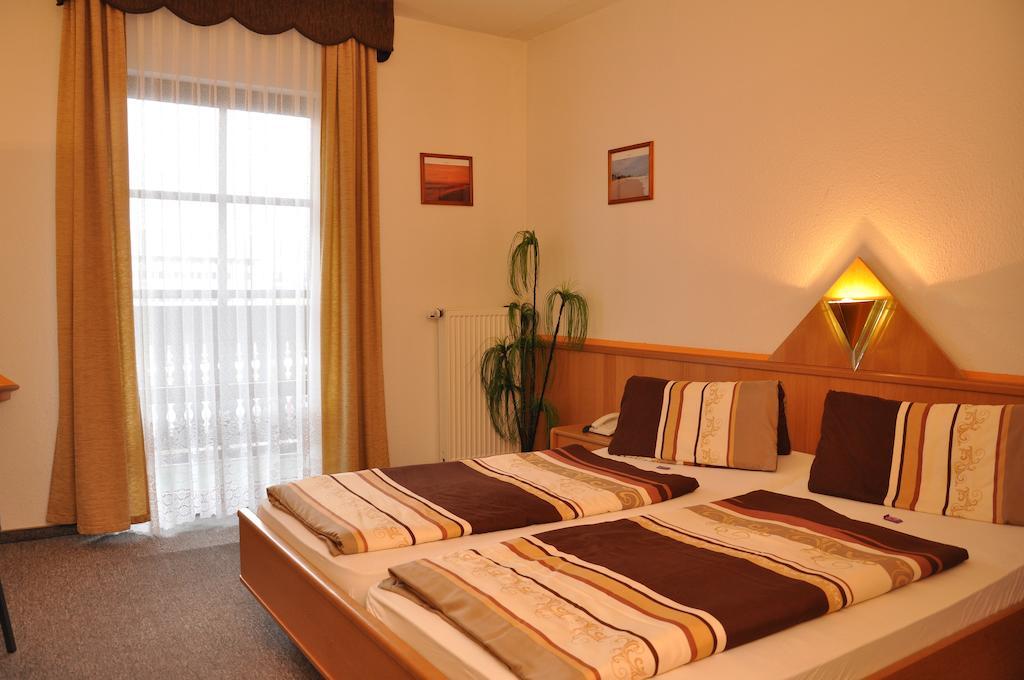 Hotel Fasold Sulzfeld  Habitación foto