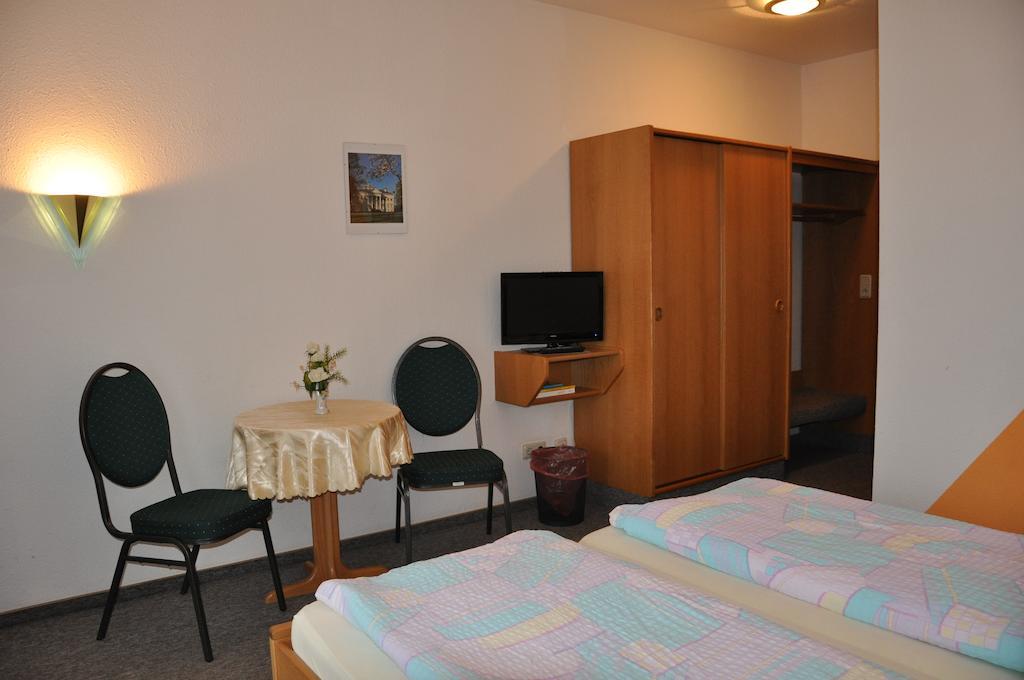 Hotel Fasold Sulzfeld  Habitación foto