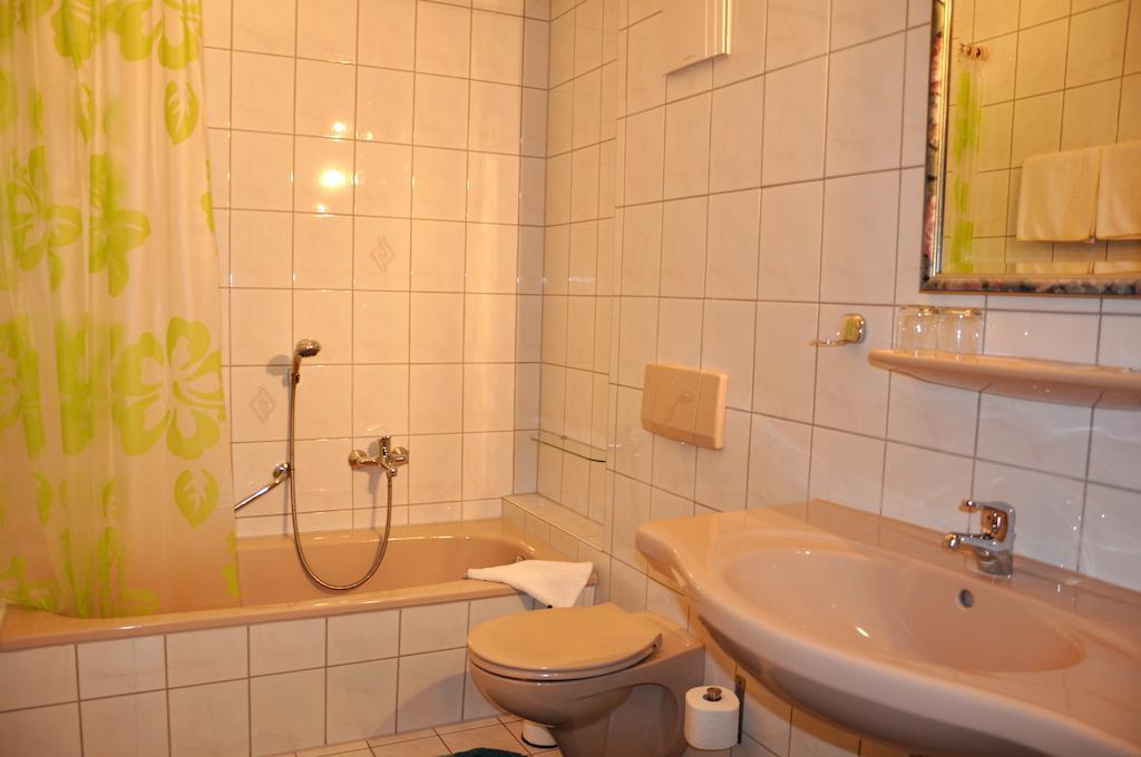 Hotel Fasold Sulzfeld  Habitación foto