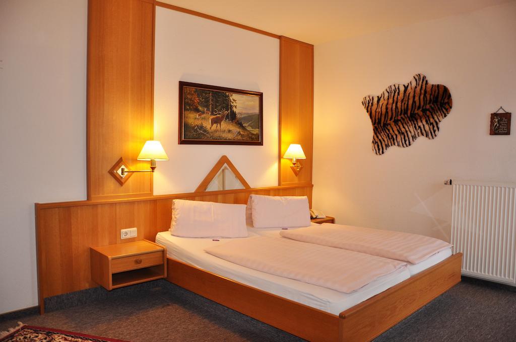 Hotel Fasold Sulzfeld  Habitación foto