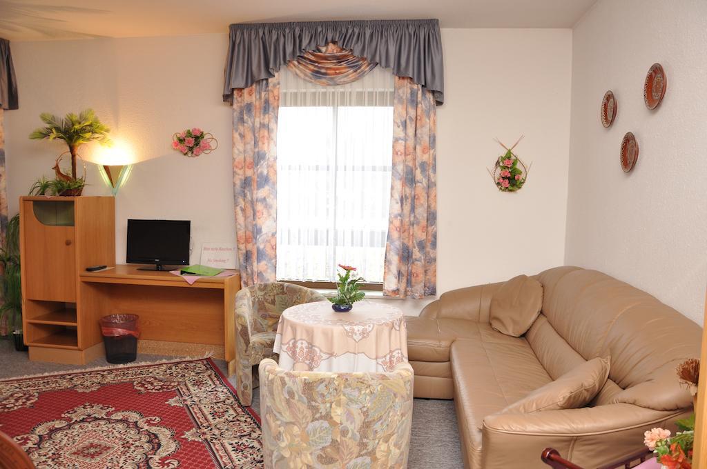 Hotel Fasold Sulzfeld  Habitación foto